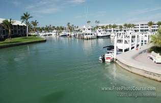 © 2011, www.FreePhotoCourse.com; picture of Captiva Island Harbour, Florida; example of photography without a polarizing filter.  All rights reserved.  Photo Credit: Stephen Kristof.